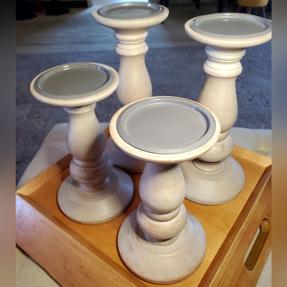 Beautiful Set of 4 Turned Wood Pillar Candlesticks, two 8", two 10" - Picture 2 of 10